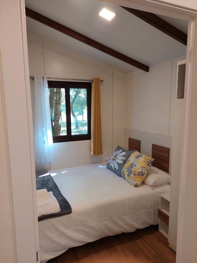Camping Vila De 萨里亚 外观 照片