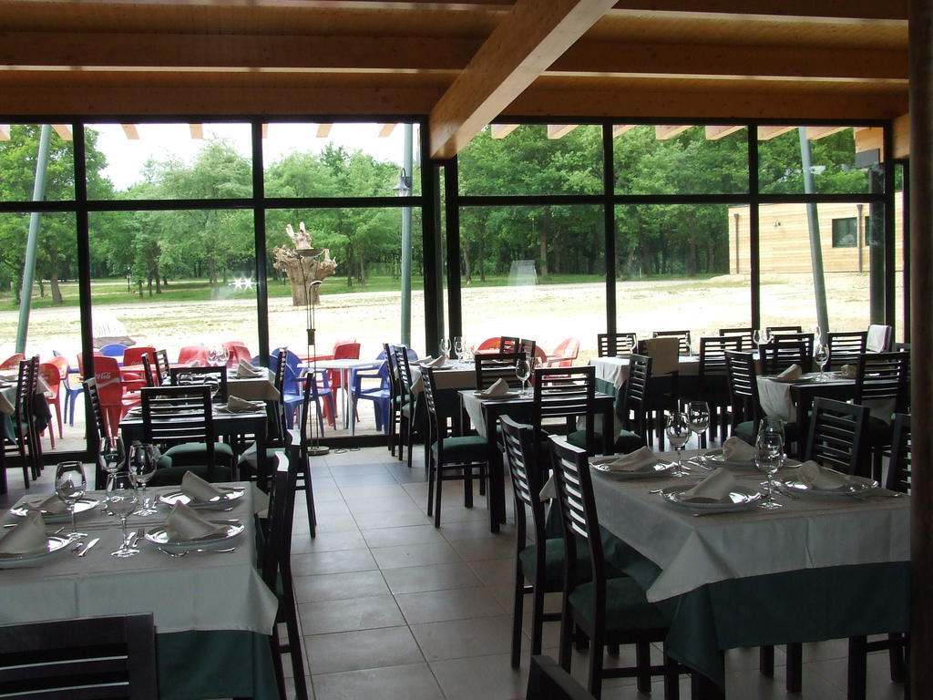 Camping Vila De 萨里亚 外观 照片