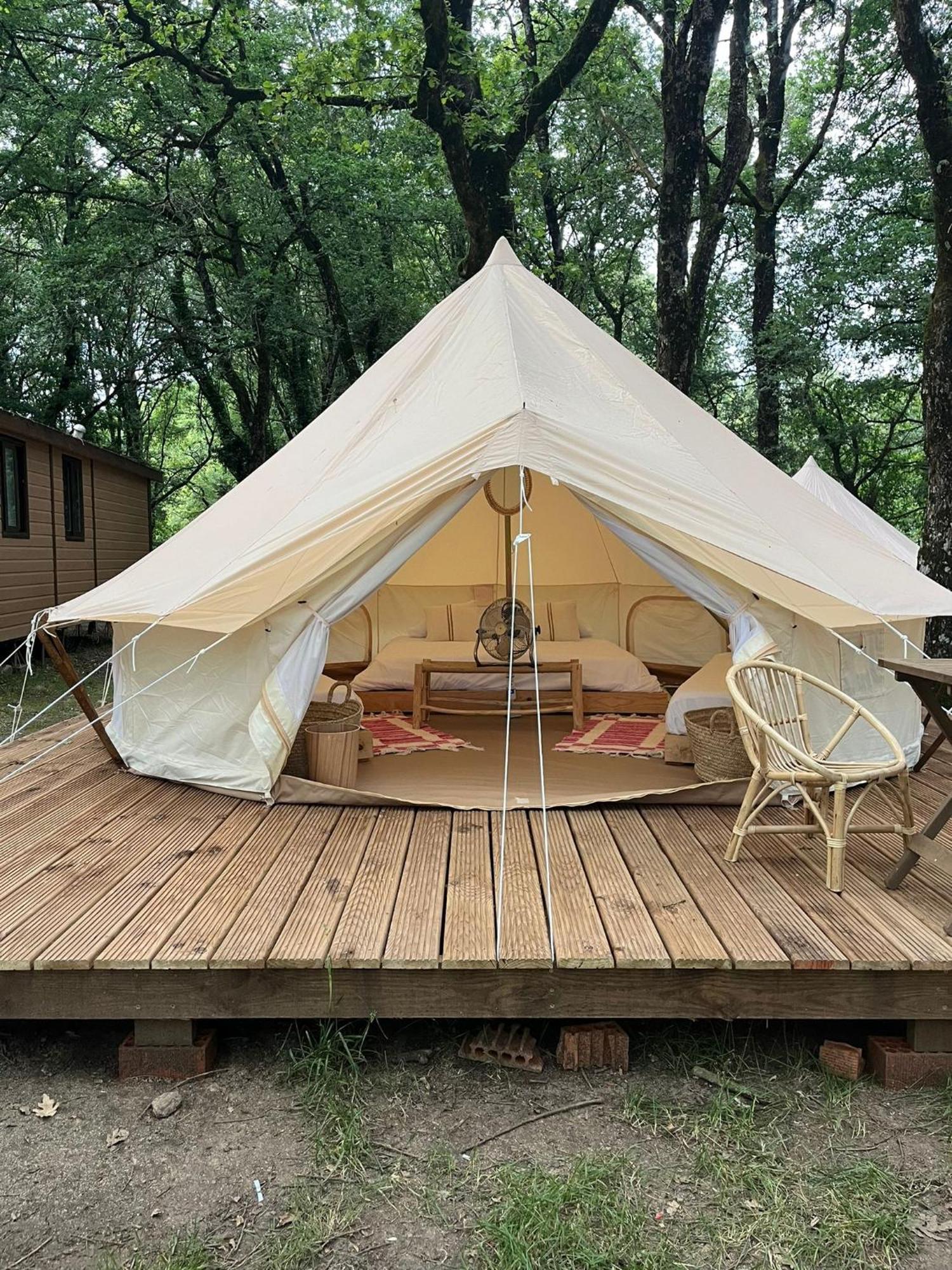 Camping Vila De 萨里亚 外观 照片