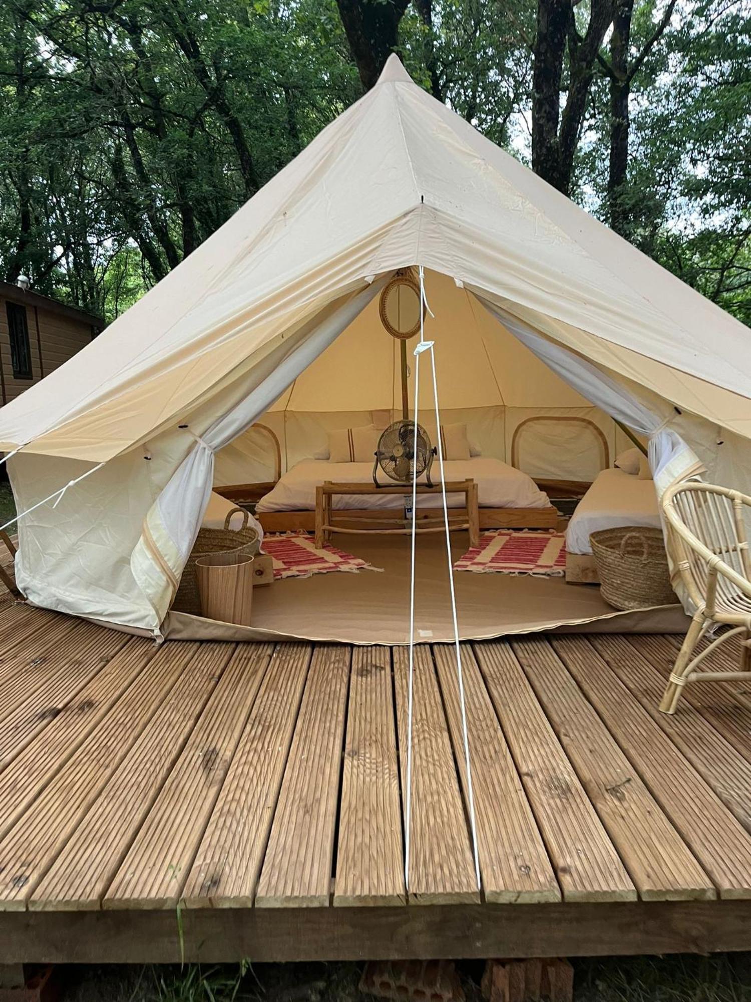 Camping Vila De 萨里亚 外观 照片